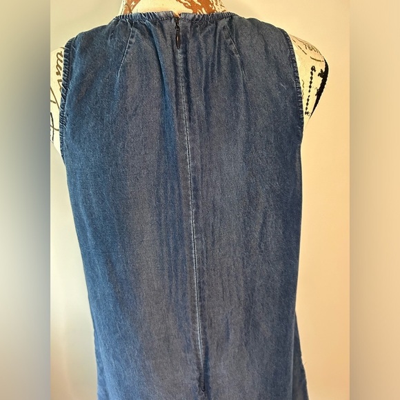 5/$25 Gap adorable blue chambray sleeveless mini prairie dress size small - Picture 5 of 8